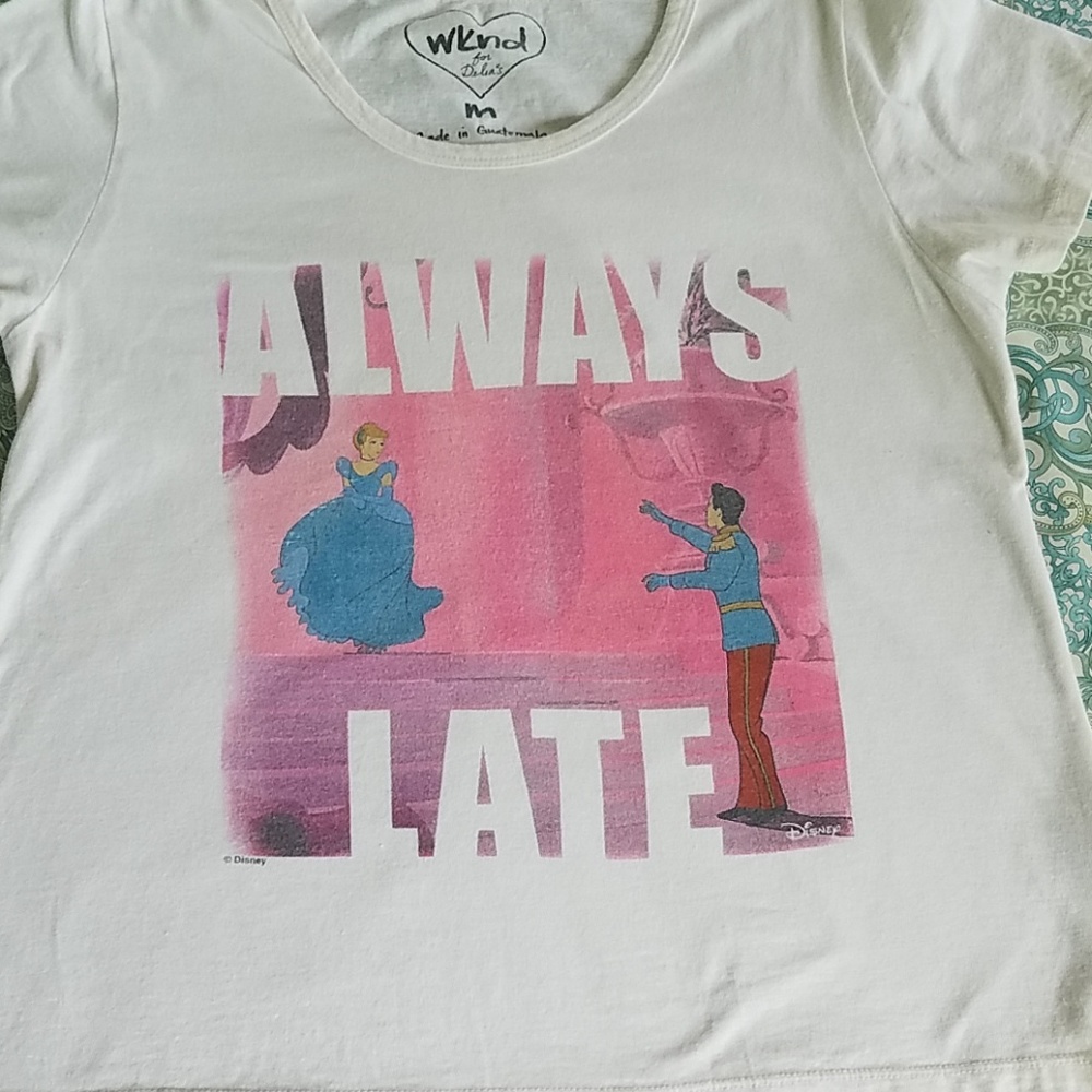 Delia*s wknd cream Cinderella tshirt size M